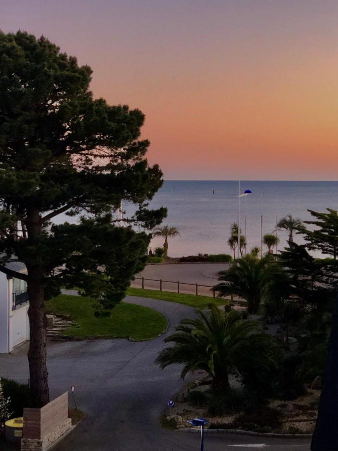 Le Studio "La Plage" 3 Etoiles Face A La Mer Bénodet Exterior photo
